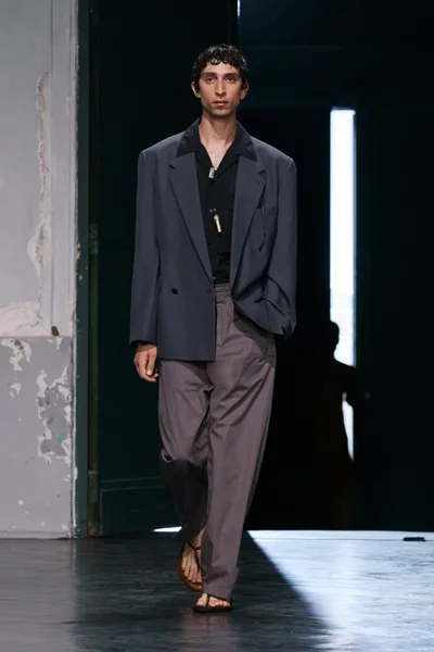 Look 47